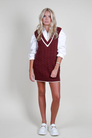 AMANDA UPRICHARD | Carnbridge Vest - Burgundy