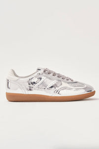 ALOHAS | Rife Shimmer Leather Sneaker - Silver/Cream